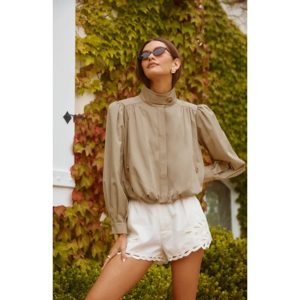 ASTR Estero Gathered Sleeve Bomber Jacket Women Small Beige NWOT - Picture 6 of 11